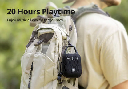 Portable Waterproof Bluetooth Speaker with Hook 20H of Playtime